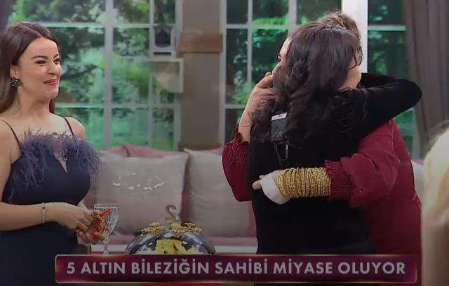 Gelinim Mutfakta günün birincisi kim oldu? 25 Mart Cuma Gelinim Mutfakta çeyrek altını kim kazandı? Gelinim Mutfakta 25 Mart Puan durumu! Gelinim Mutfakta günün birincisi kim oldu? 25 Mart Cuma Gelinim Mutfakta çeyrek altını kim kazandı? Gelinim Mutfakta 25 Mart Puan durumu!