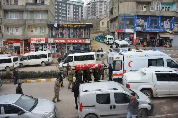 KANSERDEN ÖLEN KIBRIS GAZİSİ, ŞEMDİNLİ'DE TOPRAĞA VERİLDİ