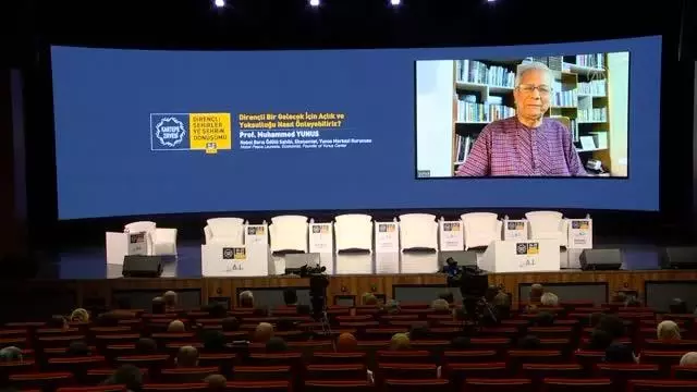 Nobel Ödüllü Muhammed Yunus, Kartepe Doruğu'nda konuştu