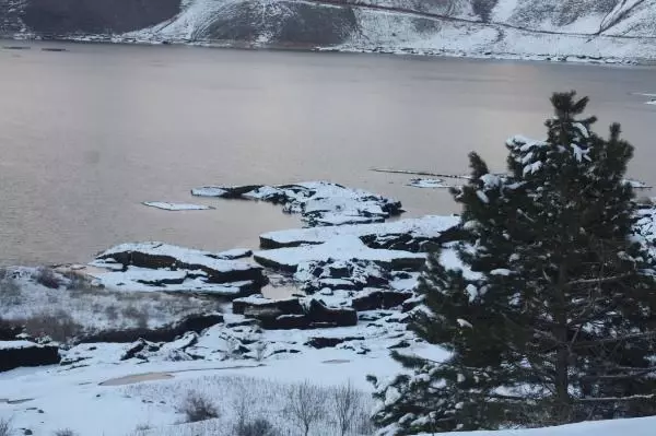 Adıyaman'da donan yüzen adalar, hareket etmeye başladı