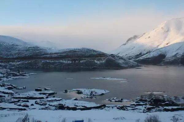 Adıyaman'da donan yüzen adalar, hareket etmeye başladı