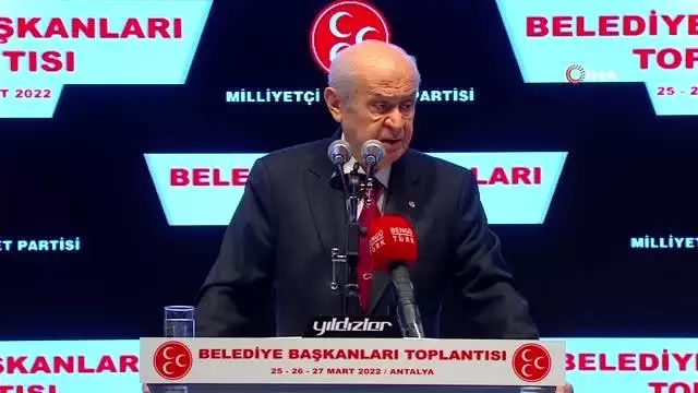 Lider Ergün Antalya'da Bahçeli'ye hizmet ve yatırımları anlattı