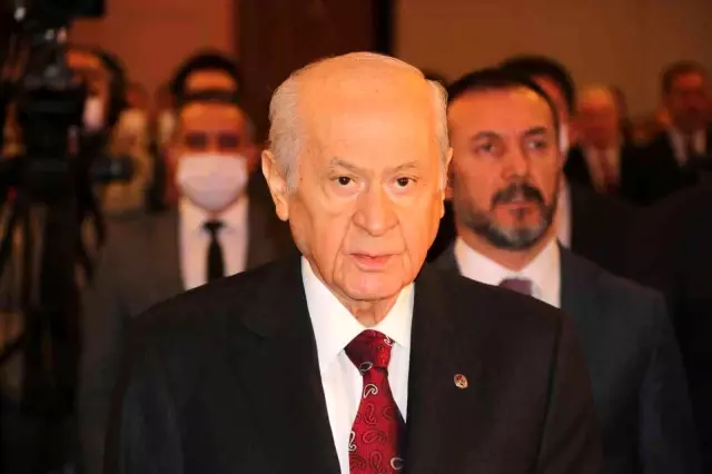 Lider Ergün Antalya'da Bahçeli'ye hizmet ve yatırımları anlattı