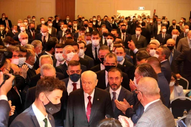 Lider Ergün Antalya'da Bahçeli'ye hizmet ve yatırımları anlattı