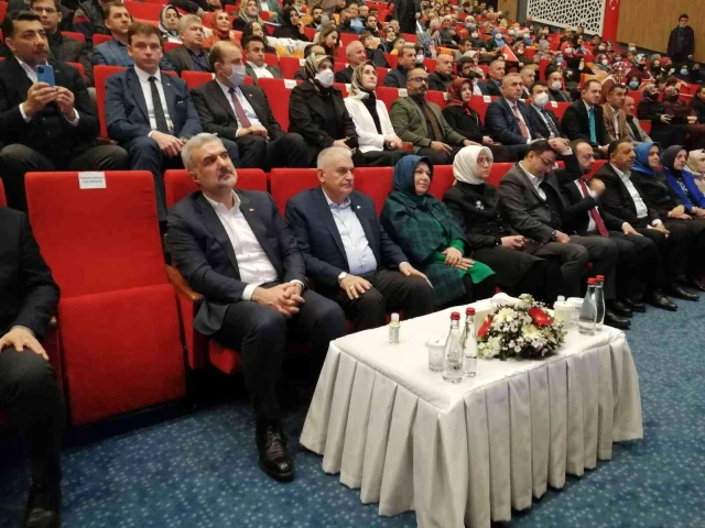 Binali Yıldırım: "Erdoğan 1 ayda 35 başkanla görüştü, Ukrayna'daki sorunun durması için"