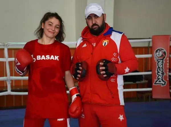 Sports boxer Seren Ay Chetin will challenge the world