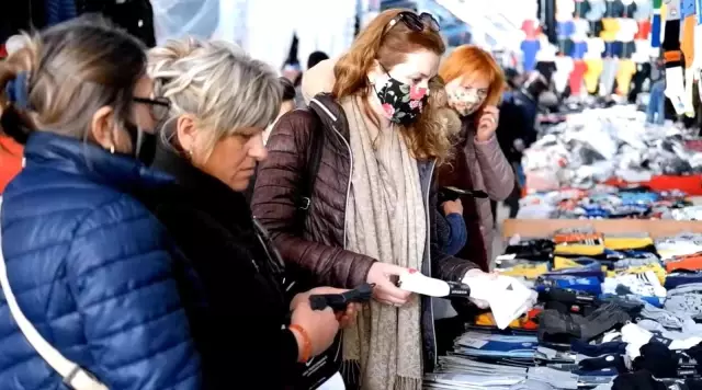 Edirne'de alışveriş çılgınlığı! Bulgar ve Yunan turistler aldıklarını güçlükle taşıdı