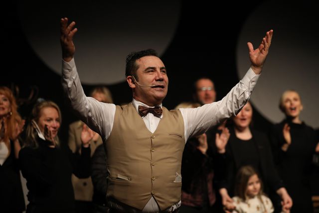 Ferhat Göçer'in tek kişilik oyunu Samsun'da