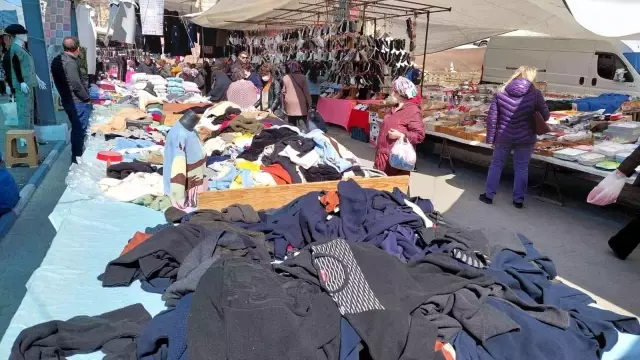 Tekirdağ esnafı Edirne'deki Bulgar akınından payına düşeni istiyor: Bizim neyimiz eksik, buraya da bekliyoruz Tekirdağ esnafı Edirne'deki Bulgar akınından payına düşeni istiyor: Bizim neyimiz eksik, buraya da bekliyoruz