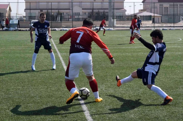 Türkiye İşitme Engelliler Futbol ekibi Afyonkarahisar'da kampta