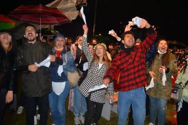 Memleketler arası Adana Portakal Çiçeği Karnavalı'nda açılış gongu çaldı