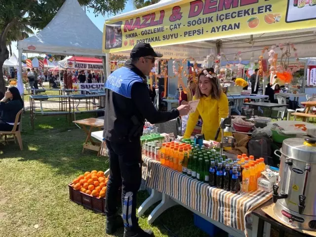 Adana polisi karnavalda vatandaşları suça karşı uyardı