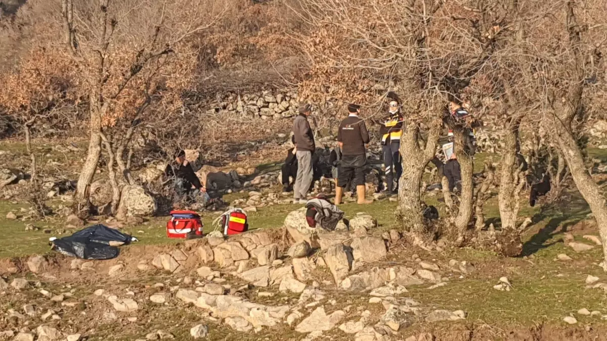 Balıkesir'de gölete düşen 10 yaşındaki çocuk boğuldu