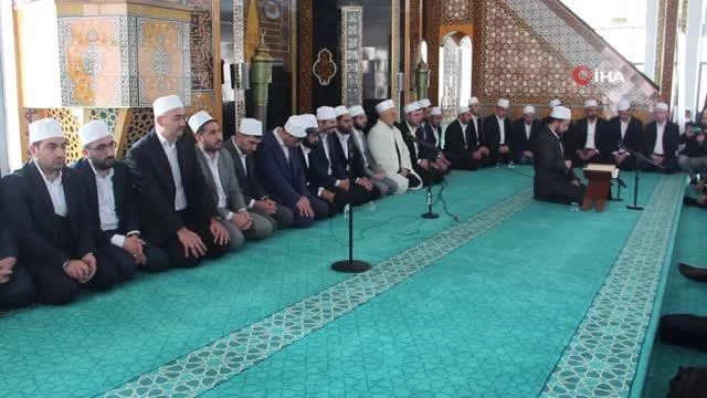 Elazığ'da 34 imam hatip için icazet merasimi düzenlendi