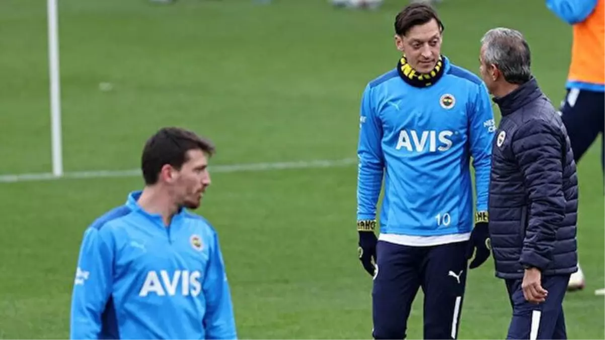 İddialar çok vahim! Mesut Özil'den soyunma odasında İsmail Kartal'a olay hareket