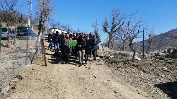 Göçükte ölen emekçi toprağa verildi; kayınpederi de maden kazasında hayatını kaybetmiş