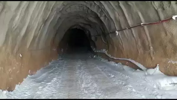 Göçükte ölen emekçi toprağa verildi; kayınpederi de maden kazasında hayatını kaybetmiş