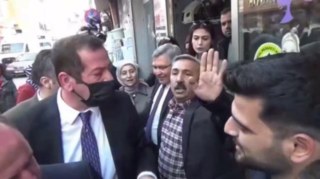 Ahmet Davutoğlu'nun esnaf ziyaretinde gergin anlar yaşandı