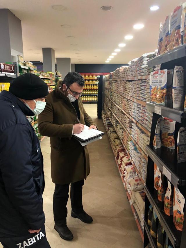 Kars'ta marketler denetleniyor