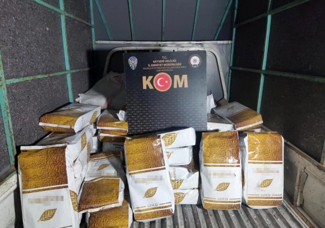 Son dakika haberleri... Kayseri merkezli kaçak tütün operasyonunda 50 milyon TL'lik kaçak eser ele geçirildi