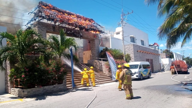 Son dakika haberi | Meksika'da Bayanlar Adası'nda yangın çıktı