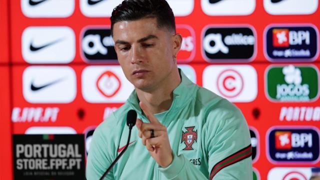 Gazetecilerin başından aşağı kaynar sular döküldü! Ronaldo'ya soru sorduklarına pişman oldular