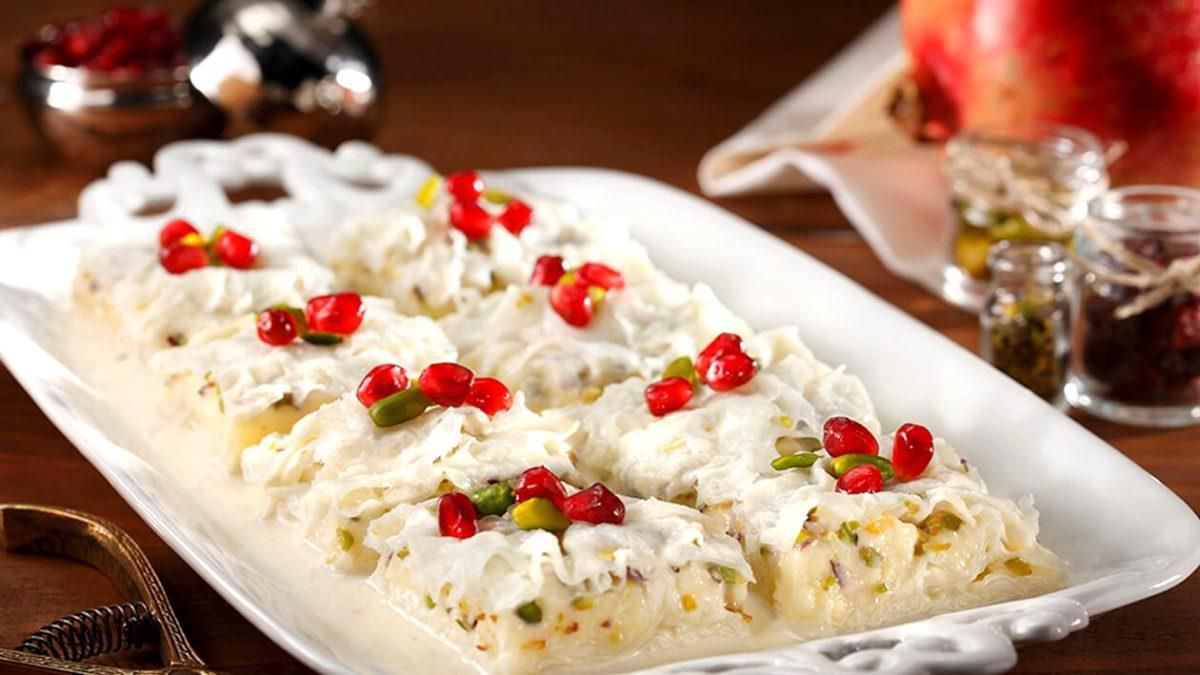 Güllaç nasıl yapılır? Güllaçtan neler yapılır? Güllaç ne ile süslenir? Güllaç kaç kalori? En lezzetli Güllaç tarifi!