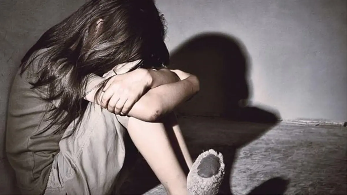 12 yaşındaki kız çocuğuna cinsel istismarda bulunup video kaydına alan iki sanığa hapis cezası