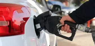 Araç sahiplerini sevindiren gelişme! Motorine 1 lira 55 kuruşluk indirim geldi