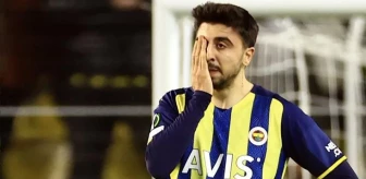 Fenerbahçe'de artık ona verilecek forma yok! Ozan Tufan ezeli rakibe gidiyor hem de bedavaya