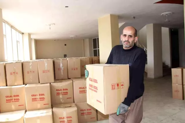 Şemdinli ve Derecik'te 4 bin aileye gıda yardımı