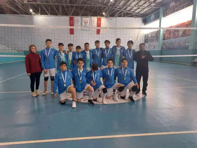 Voleybol da Aşkale rüzgarı