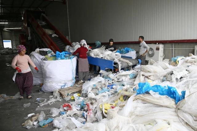 Adana'daki geri dönüşüm tesislerinde toplumsal medyadaki tezlere ait kontrol yapıldı