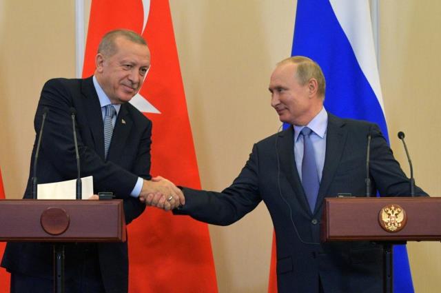Dev tepe saat 16.00'da! Cumhurbaşkanı Erdoğan Putin'e "Zelenski ile görüşme" teklifini iletecek