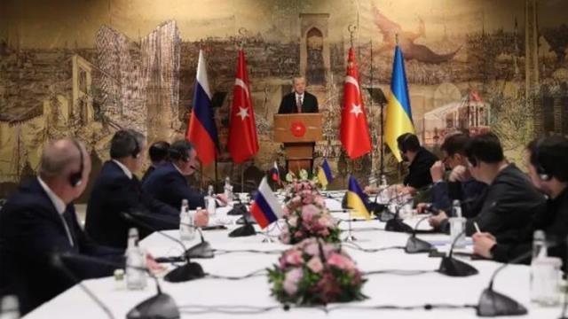 Ukrayna Savunma Bakanı Reznikov Cumhurbaşkanı Erdoğan'ın konuğu olduğu için onur duyduğunu açıkladı