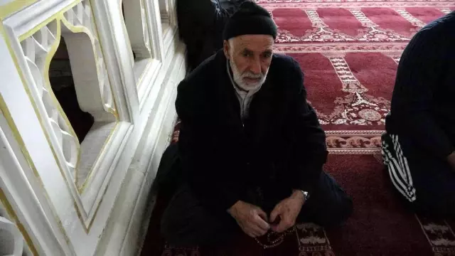 Yüksekova'da ilk teravih namazı kılındı