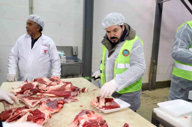 Başkan Sayan, Ramazan ayı boyunca ihtiyaç sahibi ailelere et yardımı yapacak