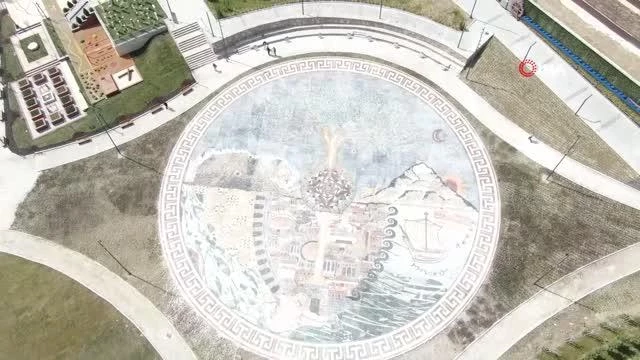 Dünyanın en büyük taban mozaiği Expo 2021'de konuklarını ağırlıyor