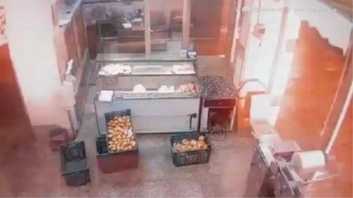 Gaziantep'te lokantada yaşanan patlama anı saniye saniye görüntülendi!