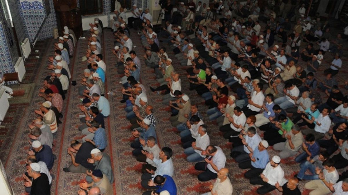 Teravih namazı faziletleri gün gün nedir? (9. gün) Teravih namazı 9. gün fazileti nedir? Gün gün teravih namazının fazileti!
