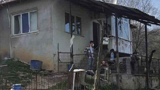 Saldırgan baba pompalı tüfekle dehşet saçtı! Eşi ve oğlu öldü, kızı yaralandı