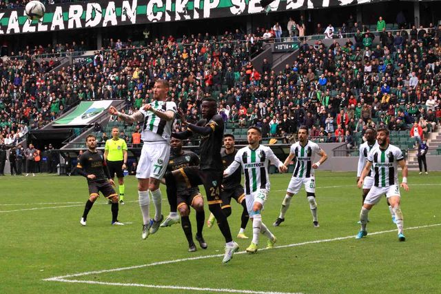 spor toto 1 lig kocaelispor 1 denizlispor 5 2 14840296 o