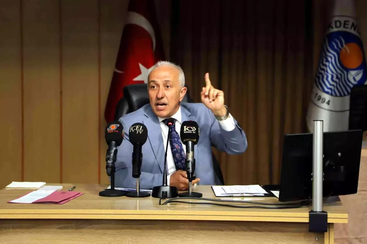 Akdeniz Belediyesinin borçlanma talebi CHP ve HDP'li meclis üyelerince reddedildi