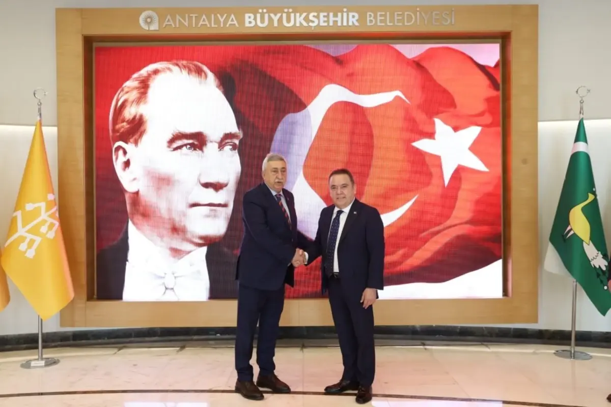 Başkan Böcek, TESK Başkanı Palandöken ile bir araya geldi