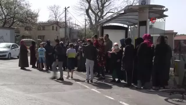 The bus revolt of the people of Rumelifeneri ... IETT bus does not stop in that village