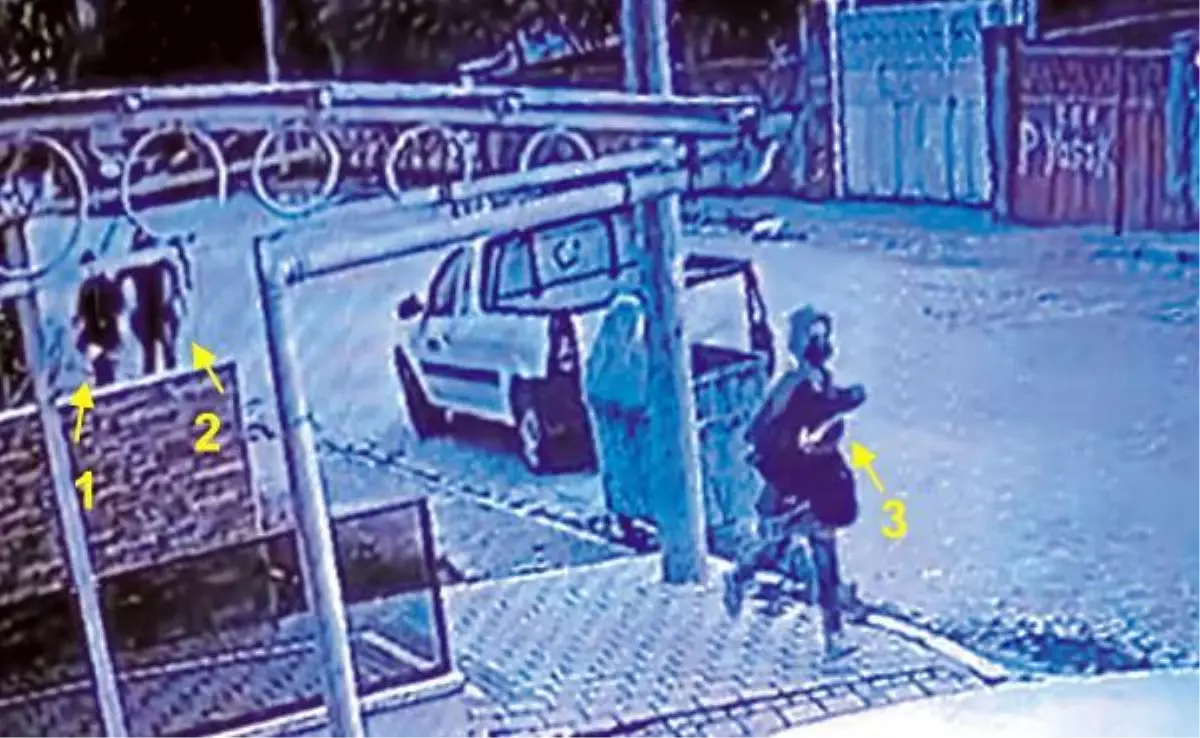 ŞEHİDİN TABANCASINI ÇALAN 3 KADIN YAKALANDI