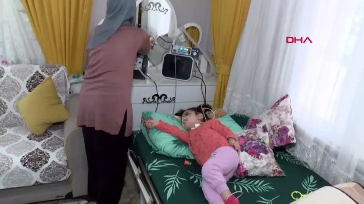 SMA HASTASI HAVVA, TEDAVİ GÖREBİLMEK İÇİN YARDIM BEKLİYOR