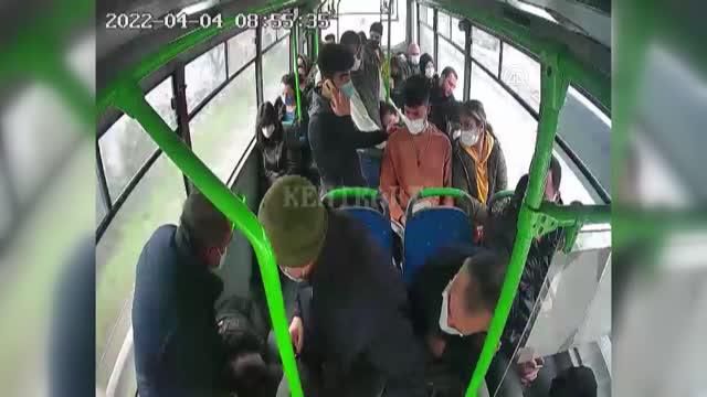 halk otobusu soforu fenalasan yolcuyu hastane 3 14844813 o