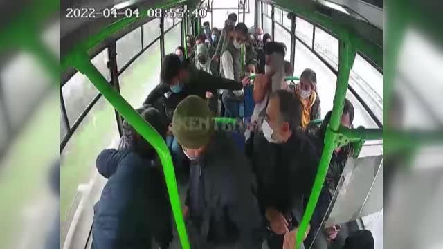 halk otobusu soforu fenalasan yolcuyu hastane 4 14844813 o