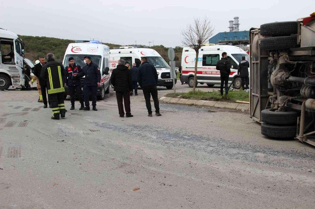 kocaeli de tir ile isci servisi carpisti 2 si 6 14845399 o